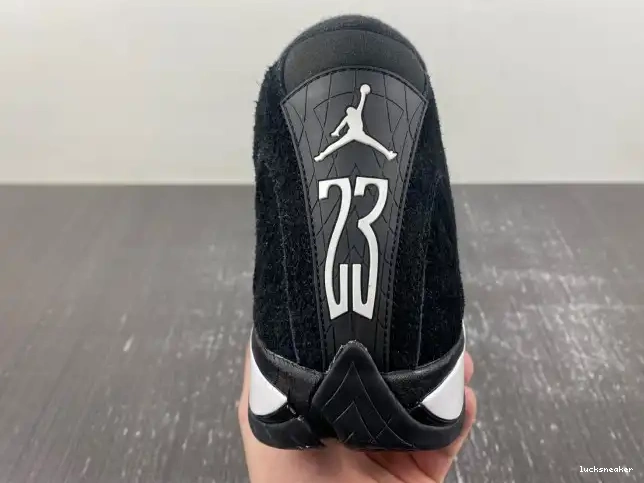 Cheap LUCY Red White 14 487471-016 Jordan Black Air University 0503